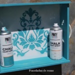 caja de vino con chalk paint en spray